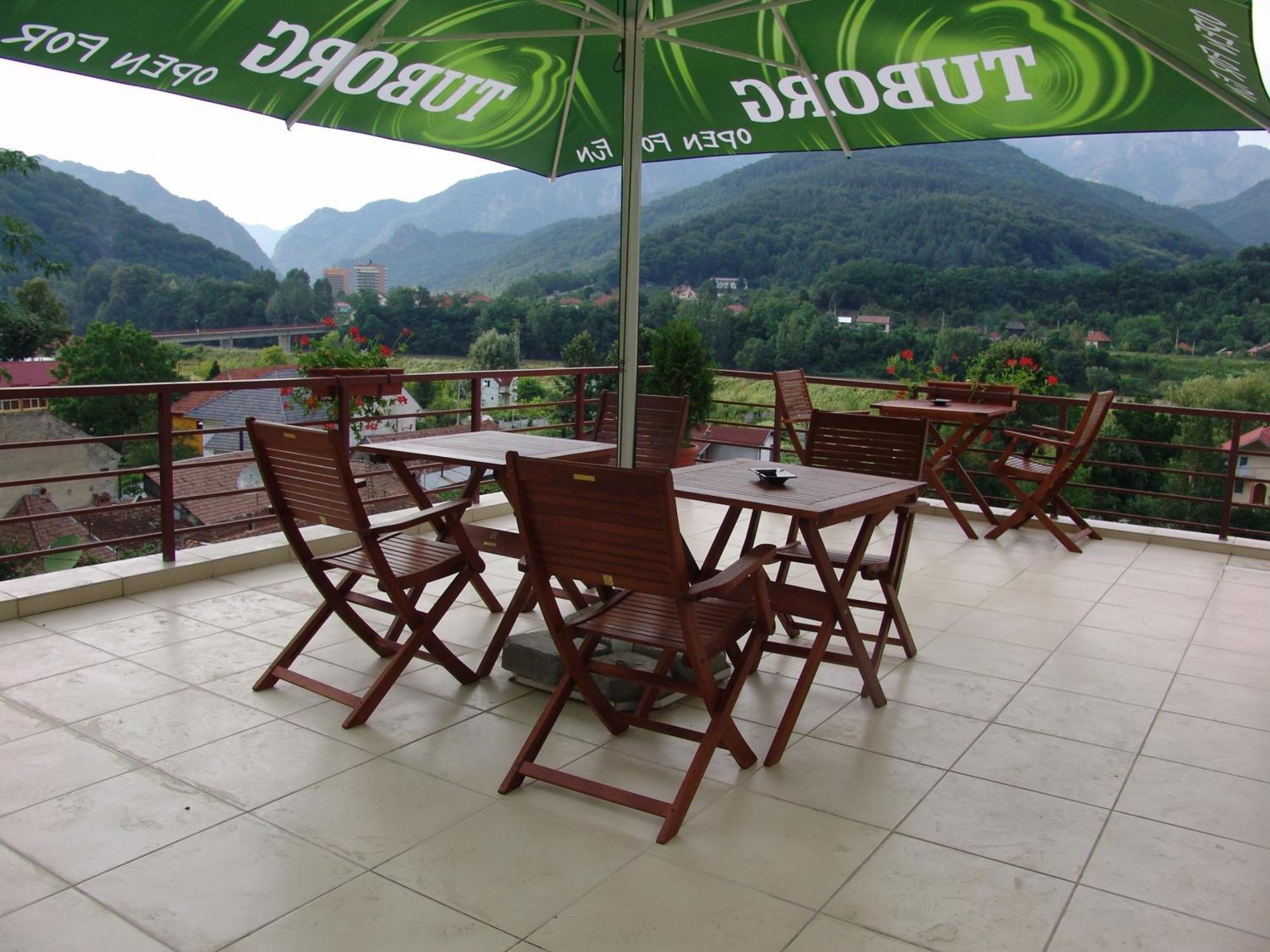 Hotel Orizont Călimăneşti Extérieur photo