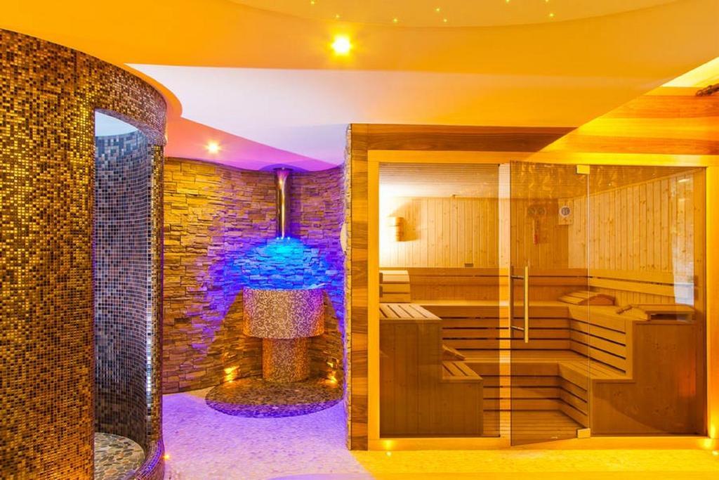 Hotel Orizont Călimăneşti Extérieur photo