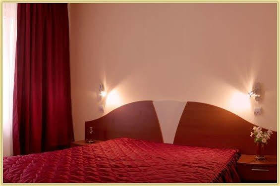 Hotel Orizont Călimăneşti Extérieur photo